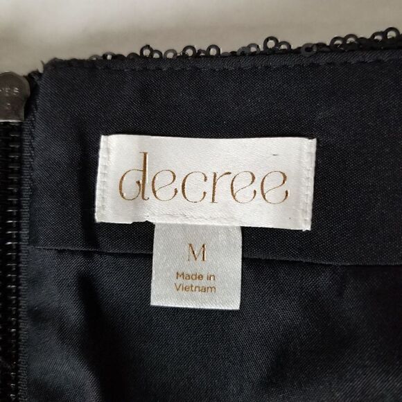 Black Sequined Mini Skirt Sz M NWT 0154 - Picture 8 of 12